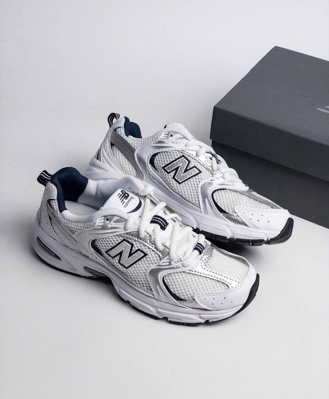 NEW BALANCE 530